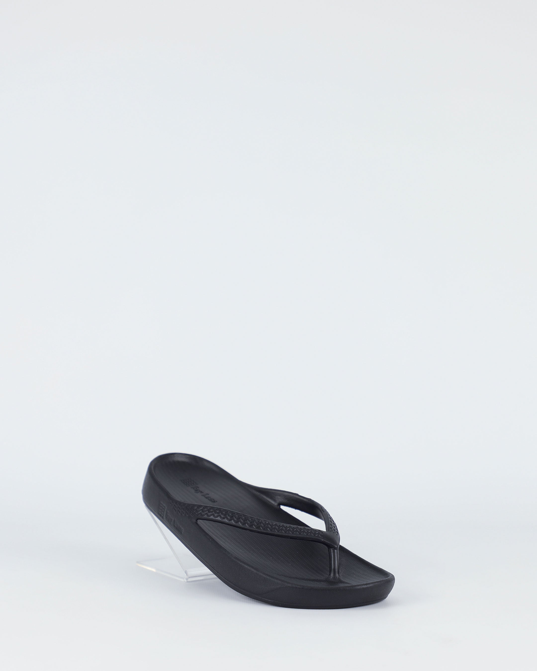 Cruiser – Women's Black Thongs by Bay Lane