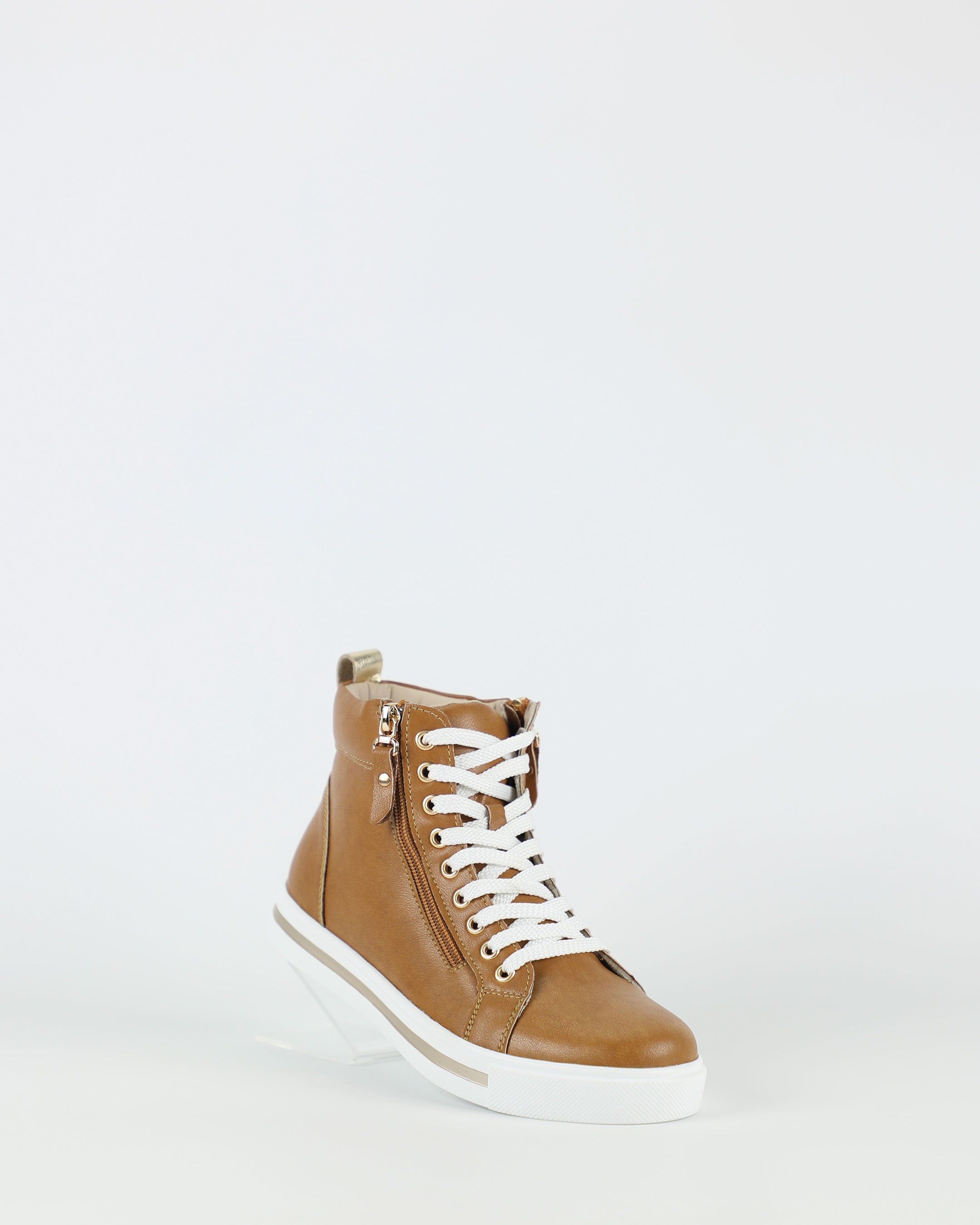 Kambah – Women's Tan Boot by Bay Lane
