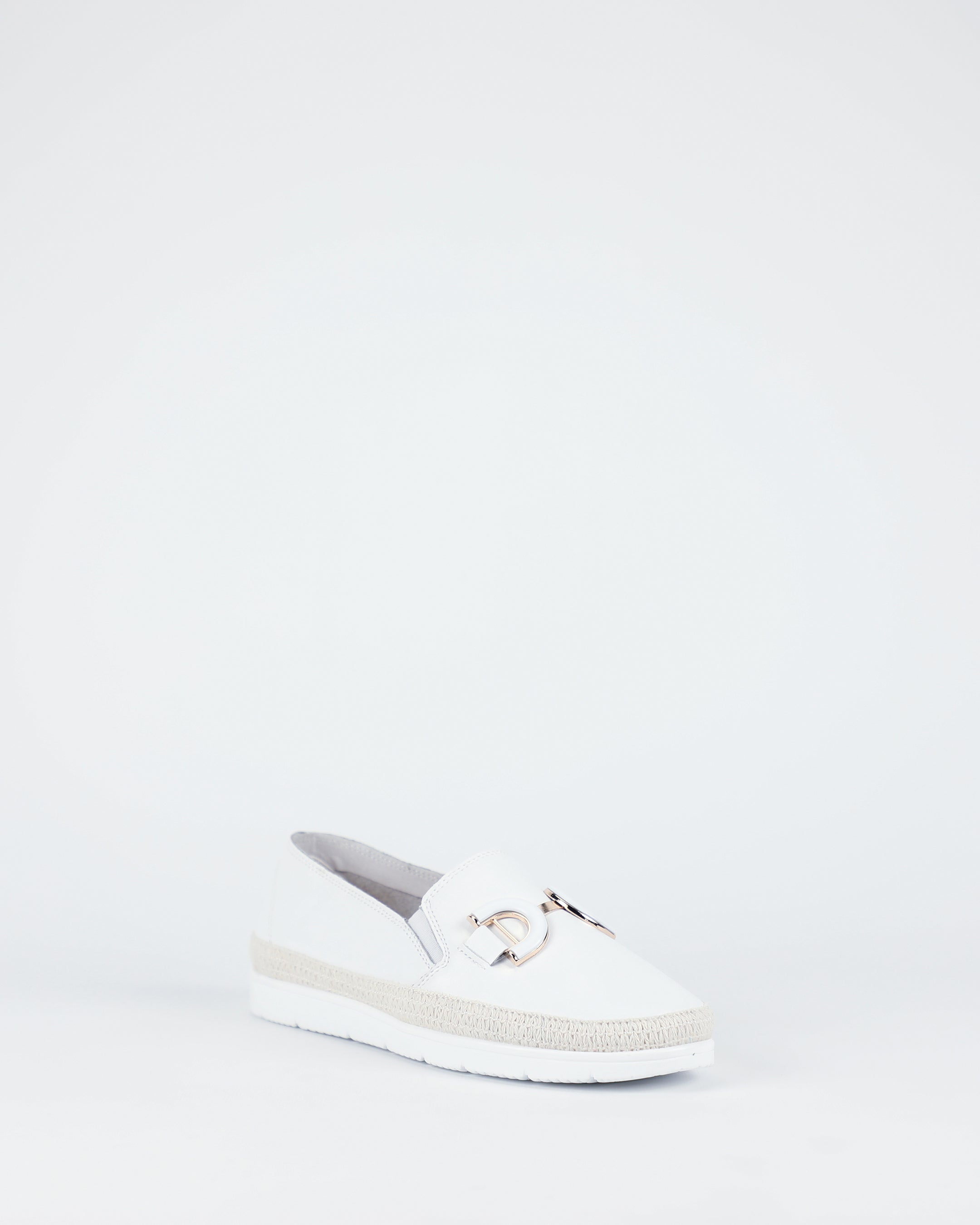 Montego - White