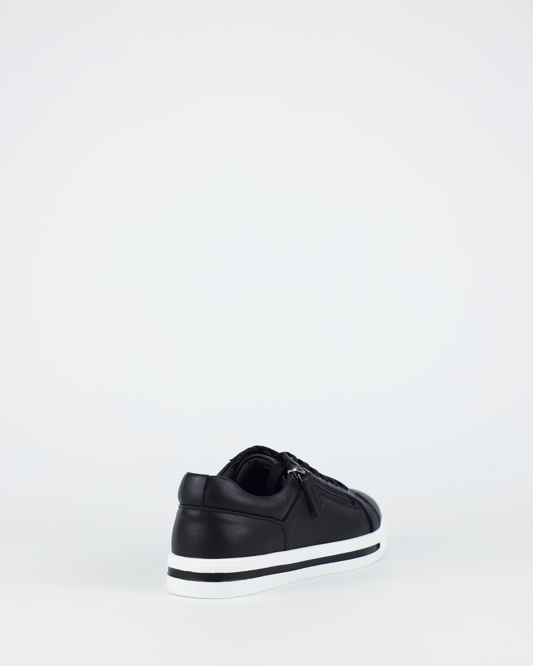 New Kiki - Black
